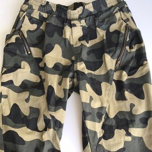 Camouflage pants